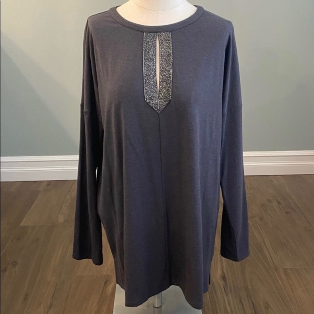 JJILL tunic top - gray with silver sparkle- size M